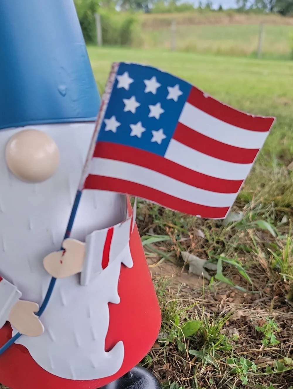 Metal Patriotic Bouncing Gnome